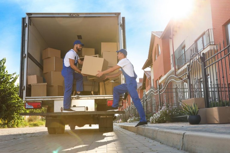 Déménagement des seniors : accompagnement sur mesure et serein